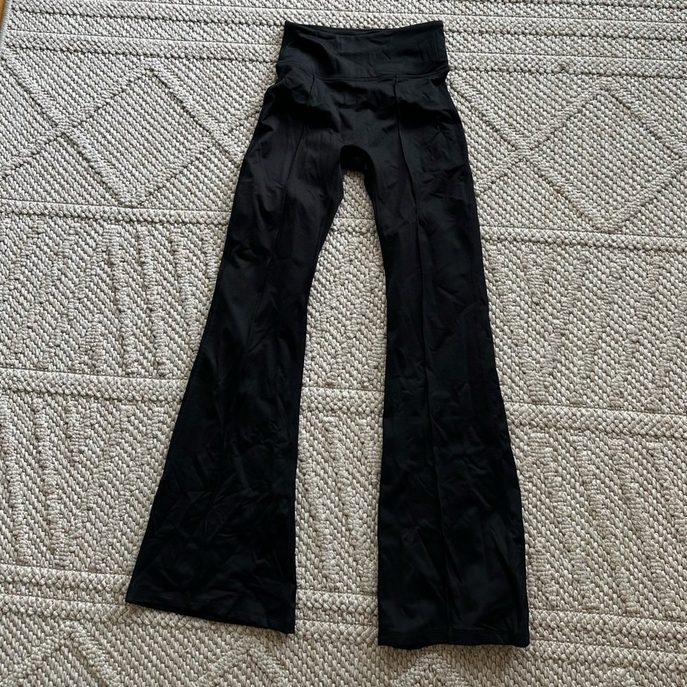 PINK Victoria's Secret Flare Leggings NWT